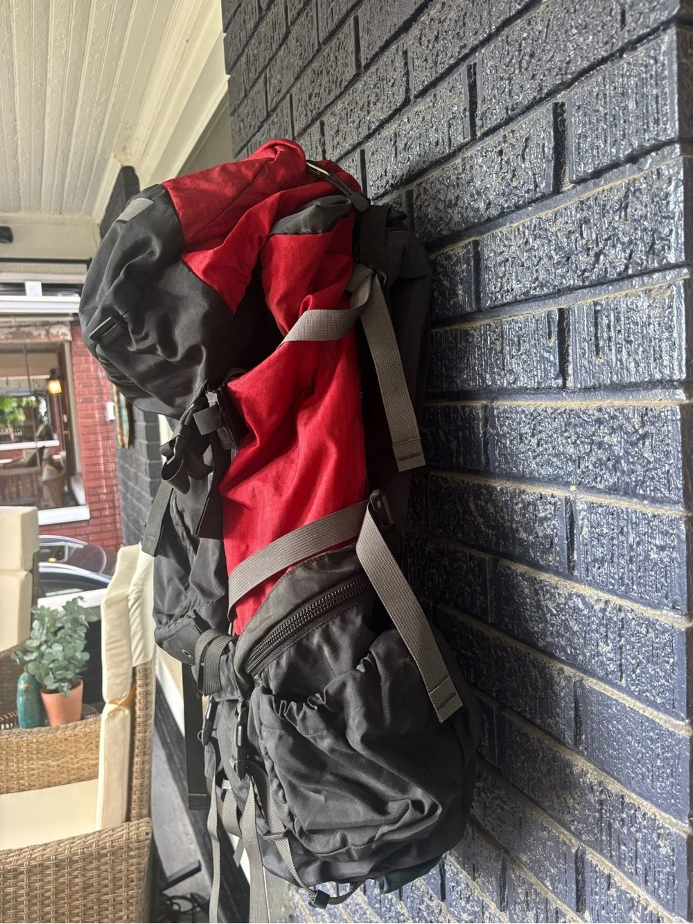 Arc'teryx Bora 65 backpack black red large hiking camping travel